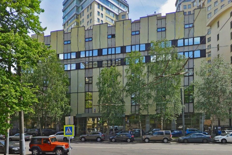 Предлагаем в аренду офис 243 кв.м. в Бизнес Центре класса В
7 минут от метро Октябрьская.
Презентабельная входная группа.
Помещение имеет 6 кабинетов, с/у в блоке, кухня, помещение под серверную.
Офис со стандартным ремонтом. 
Круглосуточная охрана.
Доступ 24/7.
Парковка наземная. 



