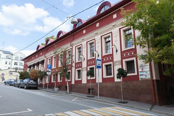 Предлагается в аренду офис в бизнес-центре класса А, 

ОФИСНЫЙ БЛОК В ДВУХ УРОВНЯХ
Общая площадь БТИ 367,7 кв.м, BOMA 393,00 кв.м.
Эффективная смешанная планировка, 60 рабочих мест, собственный санузел, кухня, серверная, зона ресепшен, витражные окна
3-й этаж

Состояние помещения – готово к въезду, 