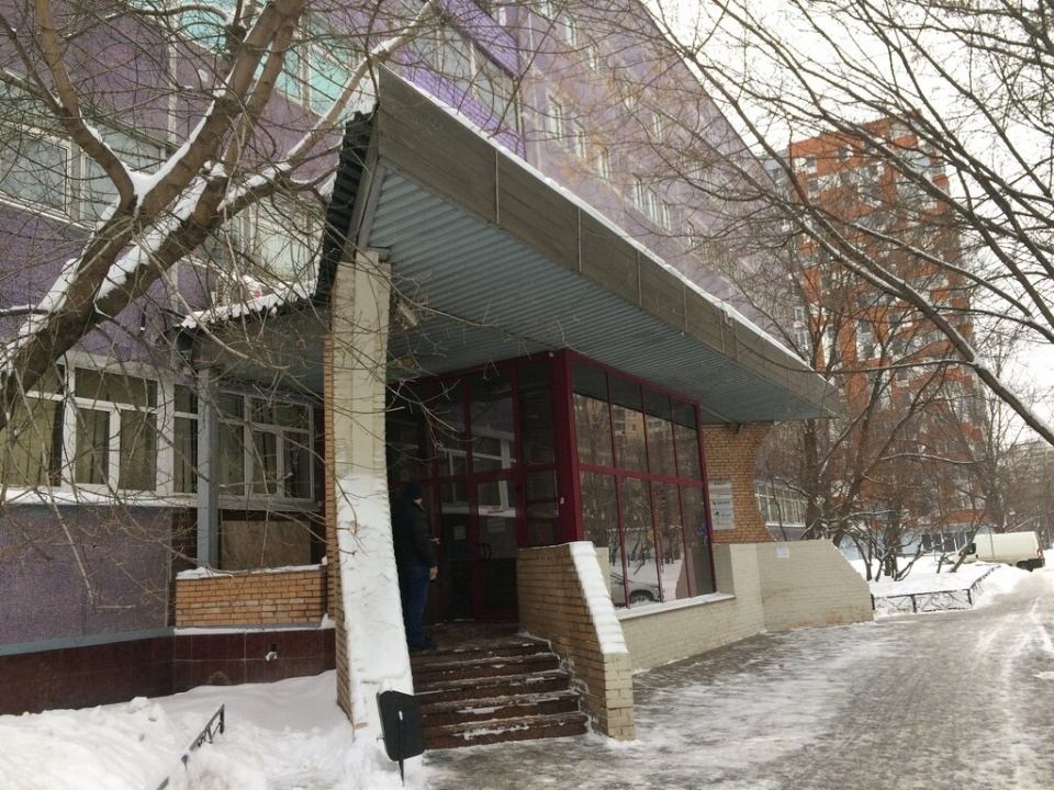 Состоит из 2 кабинета(ов), с/узел на этаже 
Ближайшие станции метро  Алексеевская и Рижская находятся в нескольких минутах ходьбы. 
 Помещение оснащено: слаботочными сетями - телефонией и доступом к сети интернет.  
 Внутренний дизайн офисных помещений четко продуман и соответствует всем необход