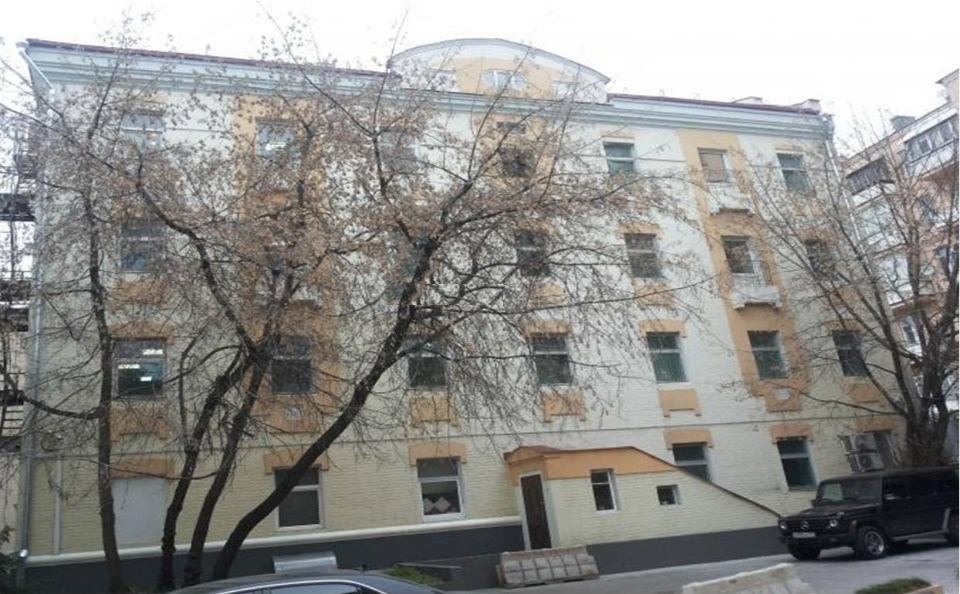 Предлагается в аренду офисное помещение 116 кв.м в бизнес-центре «Кропоткинский переулок, 4 с2» по адресу г. Москва, Кропоткинский переулок, 4 с2. Офис класса B, кабинетной планировки, приточно-вытяжная вентиляция, , .