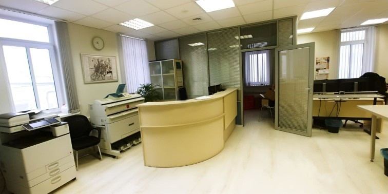Предлагаем в аренду офис 185 кв.м.  

Метро Сухаревская 3 минуты пешком.
Кондиционирование. 

Машиноместа в подземном паркинге и на парковке во внутреннем дворе (бесплатная).

Арендная ставка 24 000 рублей кв.м. год, включая НДС. 
Дополнительно оплачивается электроэнергия.