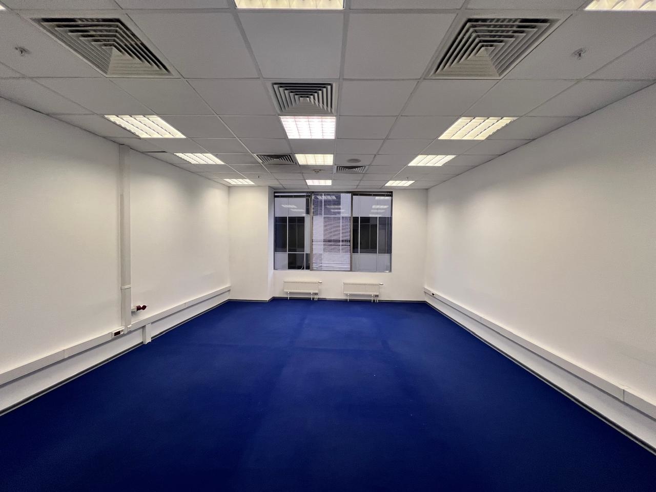 Бизнес-Центр «Линкор» 

Предлагаем в аренду офис 327 кв.м. с отделкой.
Планировки: смешанные
Высота потолков 3,2 м.

БЦ «Линкор» — новое 15-этажное офисное здание с современными инженерными системами. 

Система пожаротушения: сплинкерная.
Вентиляция: приточно-вытяжная.
Кондиционирование: центральное