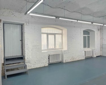 Предлагаем в аренду офис общей площадью 270 кв.м. 

2-х этажное здание с современными инженерными системами в центре Москвы. 
 
Помещения с отделкой. 

В шаговой доступности от здания расположена всевозможная инфраструктура: рестораны, магазины, гостиницы, парки.

5-7 мин. пешком до ст.м. Маяковска