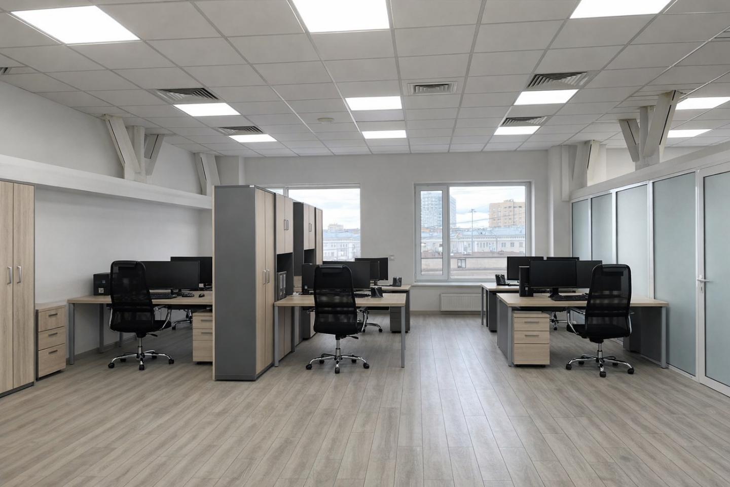 В аренду предлагается офисное помещение в бизнес-центре «Авион». 

Общая площадь 527 кв.м. на 6 этаже.

Охрана: круглосуточная централизованная охрана
Парковка:  наземный паркинг.
Телекоммуникации: более 10 провайдеров.
Система вентиляции: приточно-вытяжная.
Система кондиционирования: центральная.
С