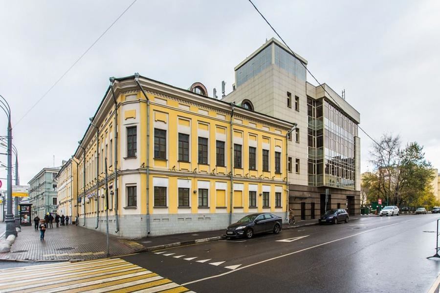 В аренду предлагается офис в Бизнес-центре класса B+ 

Общая площадь 181,5 кв.м.
Планировка - кабинетная, сан узлы в блоке.
4-й этаж.

Бизнес-центра класса B+ 
4 мин. пешком от м.Сухаревская  

Кондиционирование, вентиляция офиса - приточная, спринклерная система пожаротушения. 

Подземная парковка.