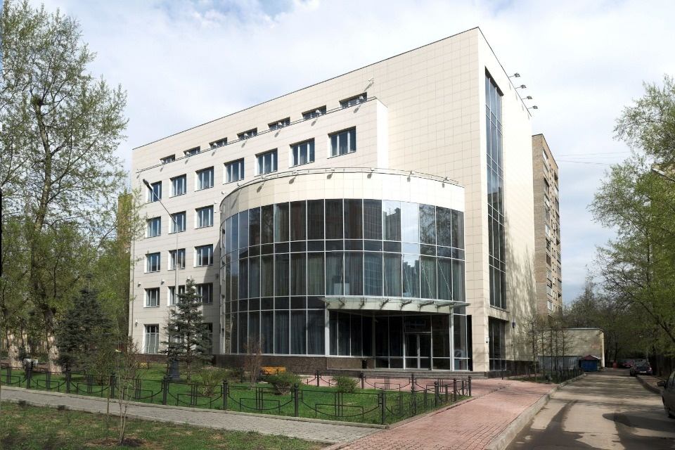 Предлагаем в аренду офисный блок 208 кв.м. в Бизнес-Центре класса А. 
5 мин. пешком от м. Беговая. 
Этаж: 6
Планировка: кабинетная. 
Отделка: офисная отделка. 
Вентиляция: приточно-вытяжная. Кондиционирование: центральное. 
Безопасность: видеонаблюдение, контроль-доступа, круглосуточная охрана. 
Инф