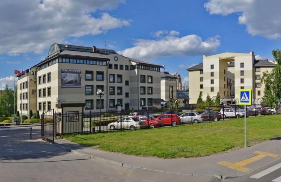 БЕЗ КОМИССИИ И ПЕРЕПЛАТ! 

Предлагаем офисное помещение 300 кв.м., 
Планировка смешанная
2-й этаж.

Находится в пешей доступности от м. Водный стадион, м. Речной вокзал.
ИФНС 43

Договор: 11 мес. предоплата за первый и последний месяц.
Ставка аренды 25 000 р за кв. м. в год. в т ч НДС 
Отдельно опла